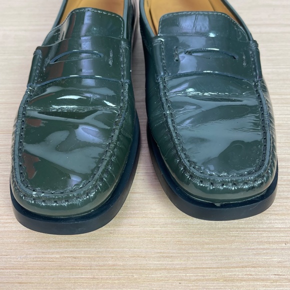 Tod's Green Patent Leather Loafers - Picture 2 of 12